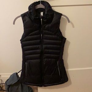Black Lululemon vest.
